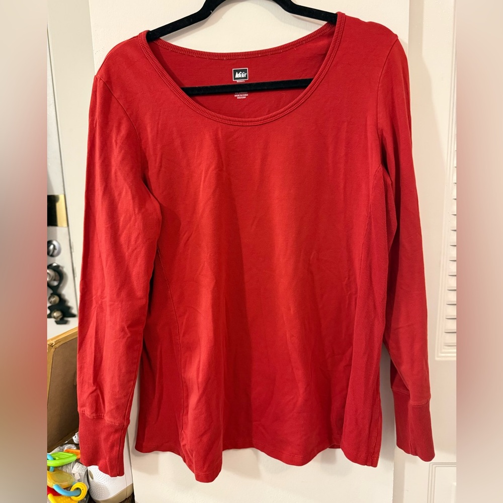 REI Women's Rust Colored Long Sleeve Top XL